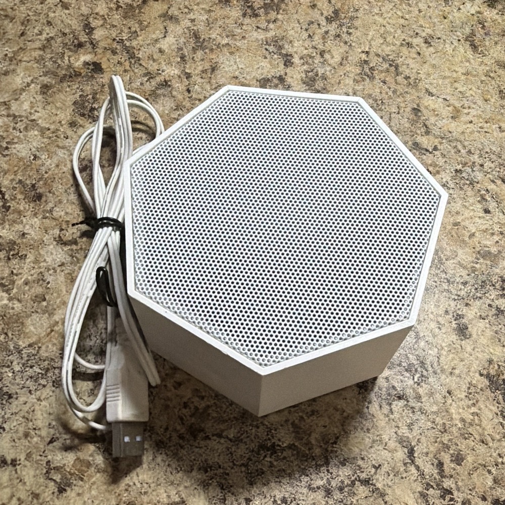 LectroFan Compact White Noise Machine Sleep Aid, White w/ USB Power Cable